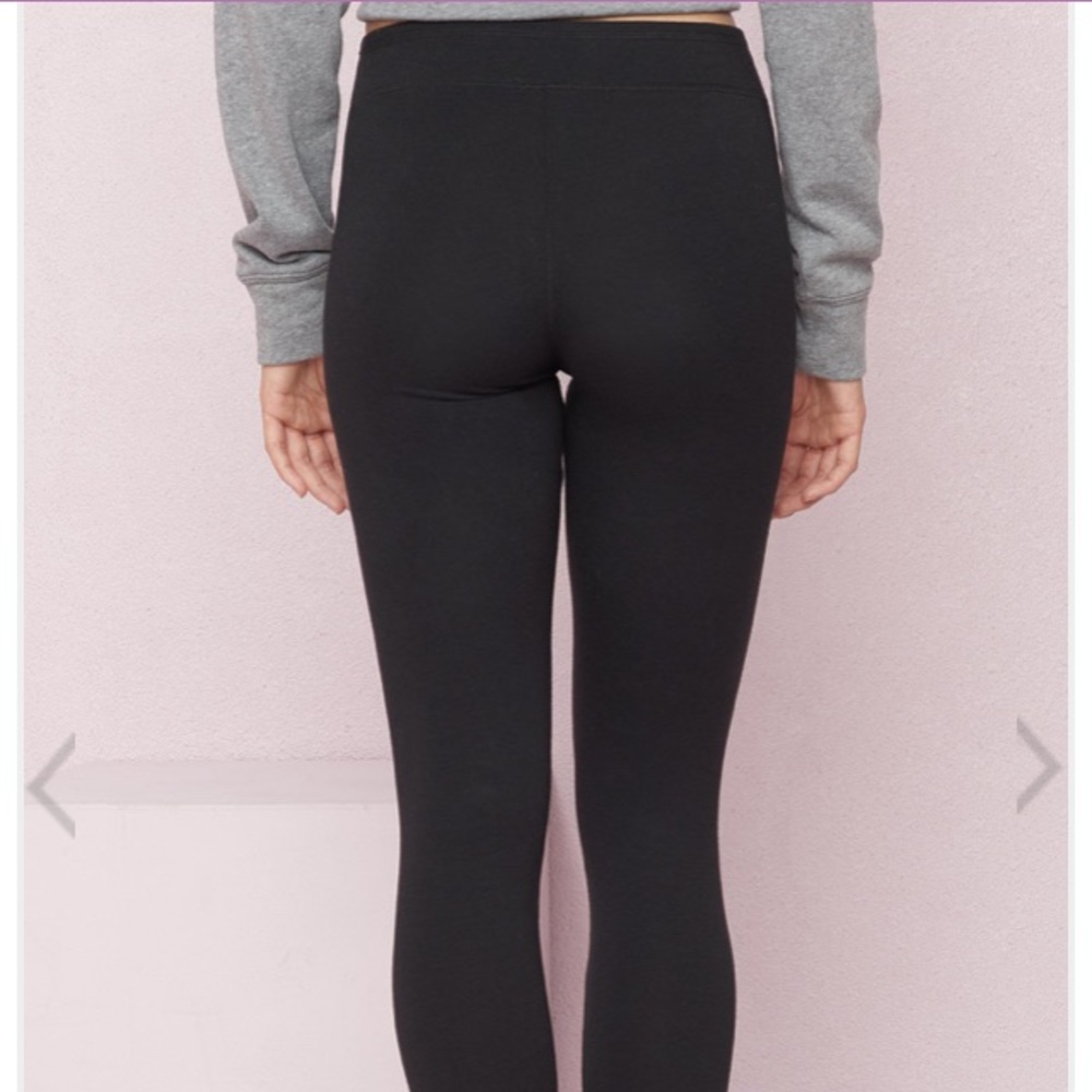garage leggings